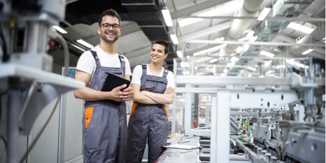 Unternehmen können über ZVO und DGO Praktikumsplätze anbieten.