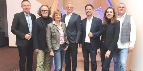 Der neue ZVO-Vorstand (v.l.): Jörg Püttbach, Lars Baumgürtel, Dr. Elke Moosbach, Dr. Martin Kurpjoweit, Lukas Henningsen, Hannah Betz, Tobias Wesselow  